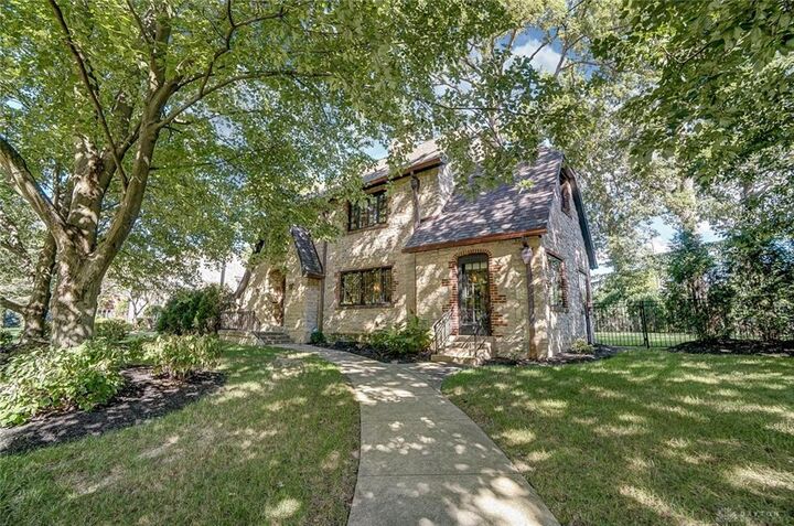 116 Hawthorne Road  Springfield OH 45504 photo