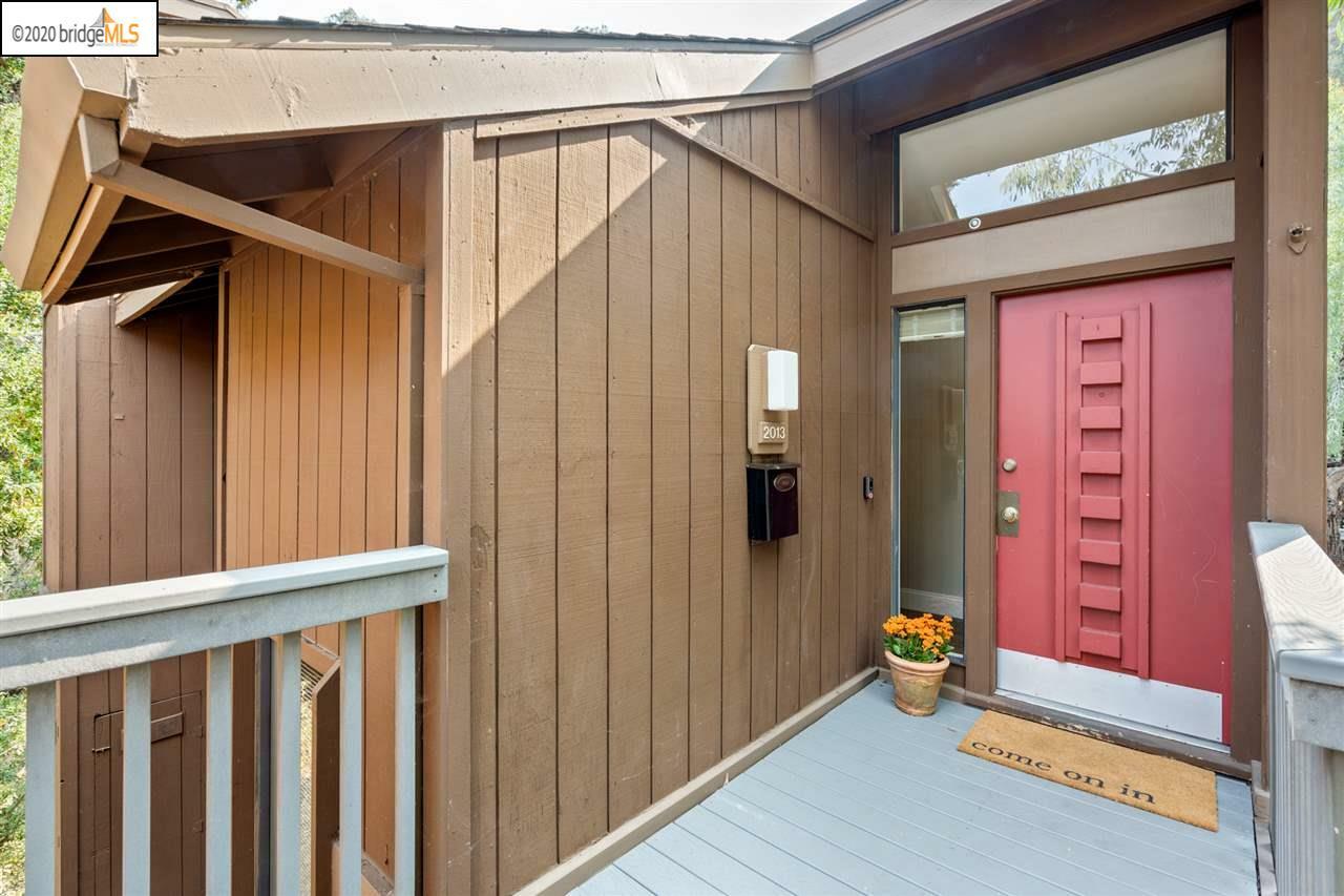 Property Photo: 2013 Oak Creek Pl CA 94541