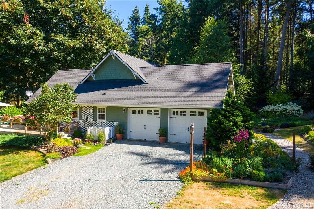 Property Photo: 5455 No Name Rd WA 98221