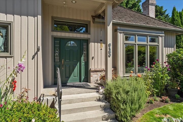 Property Photo:  2120  219th Place NE  WA 98074 