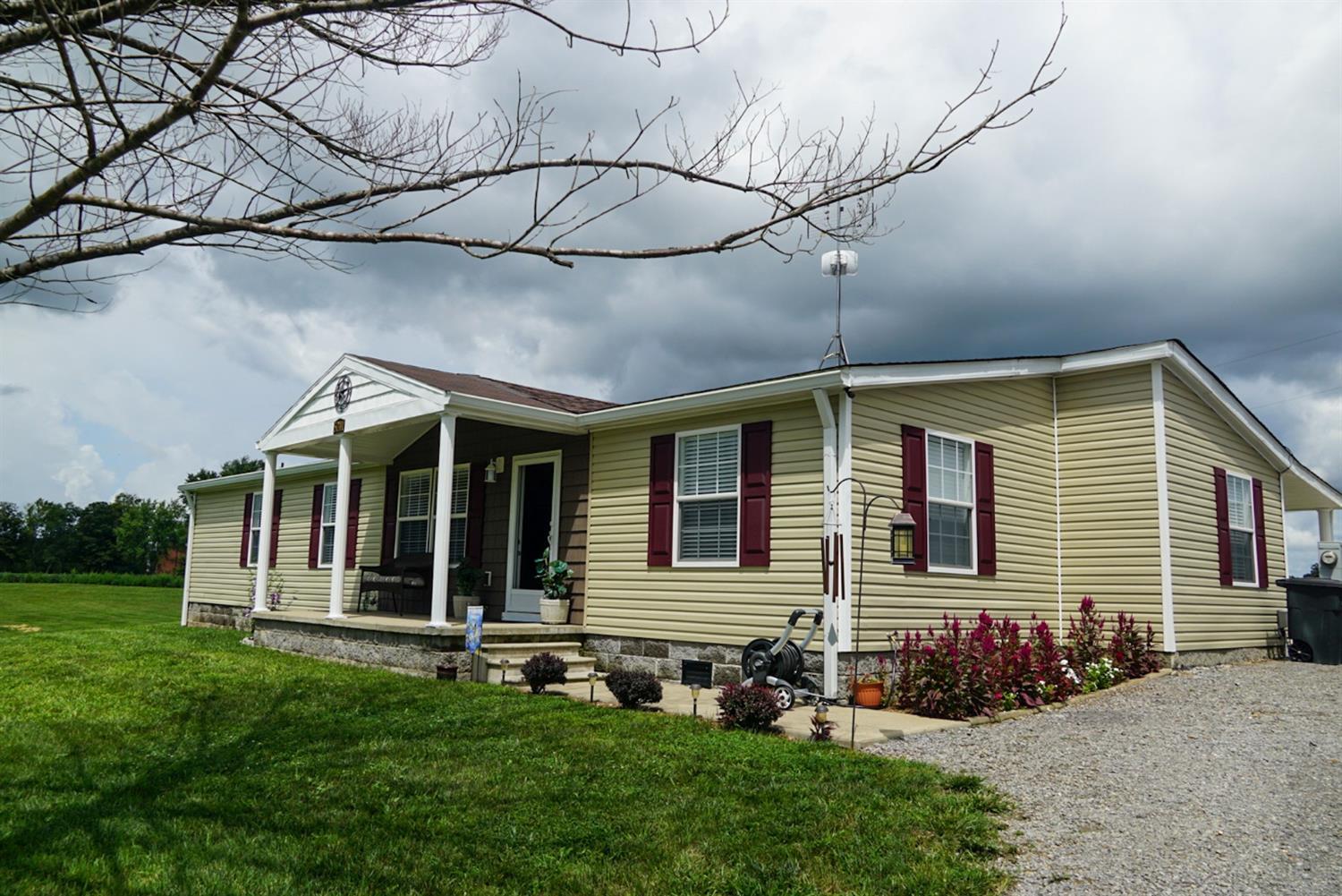 Property Photo:  5241 East Old Highway 150  KY 40484 