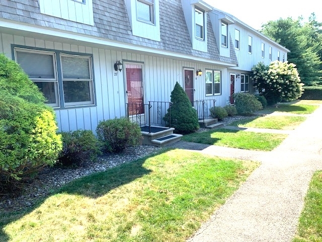 Property Photo:  27 Bluestone Drive  NH 03060 