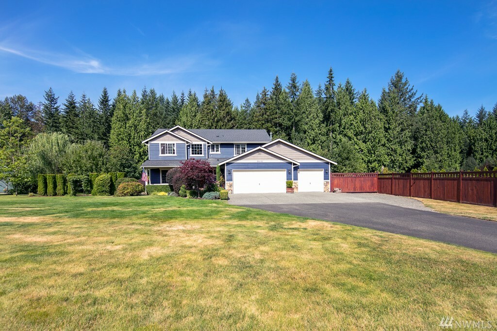 Property Photo:  7410 110th Ave NE  WA 98258 