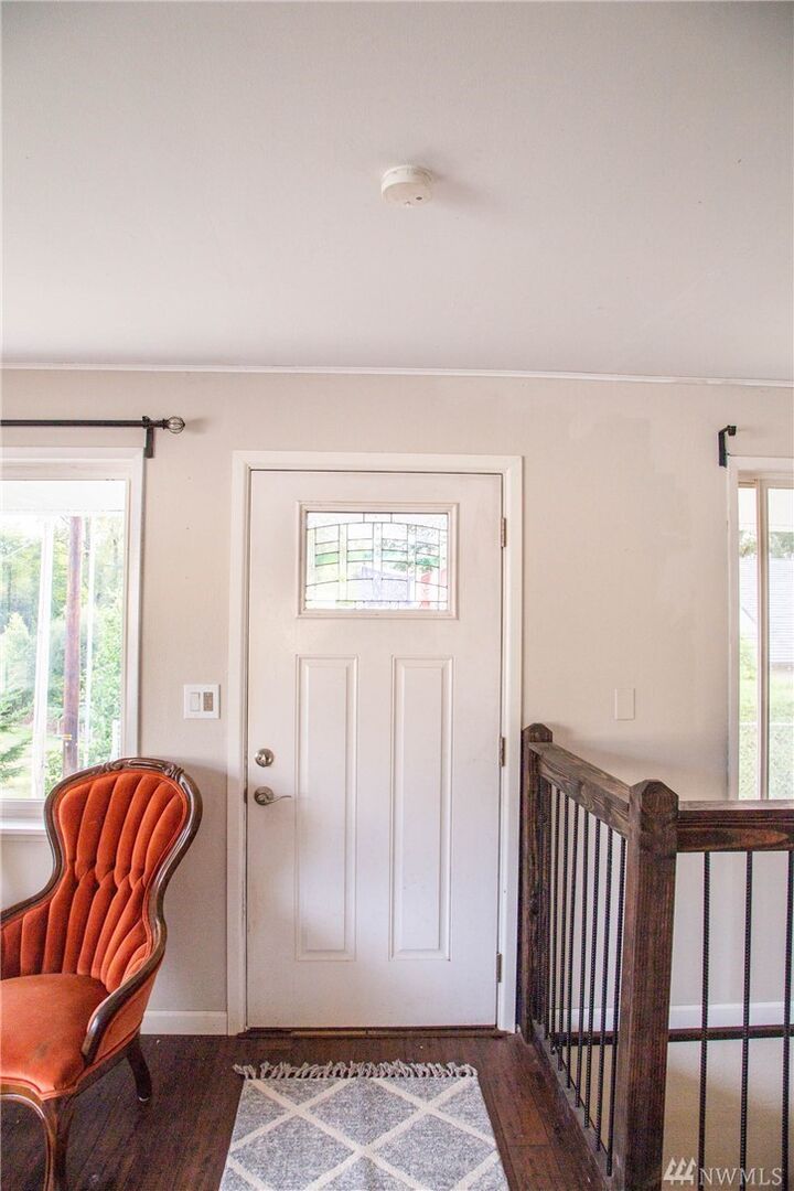 Property Photo:  32806  5th Avenue  WA 98010 