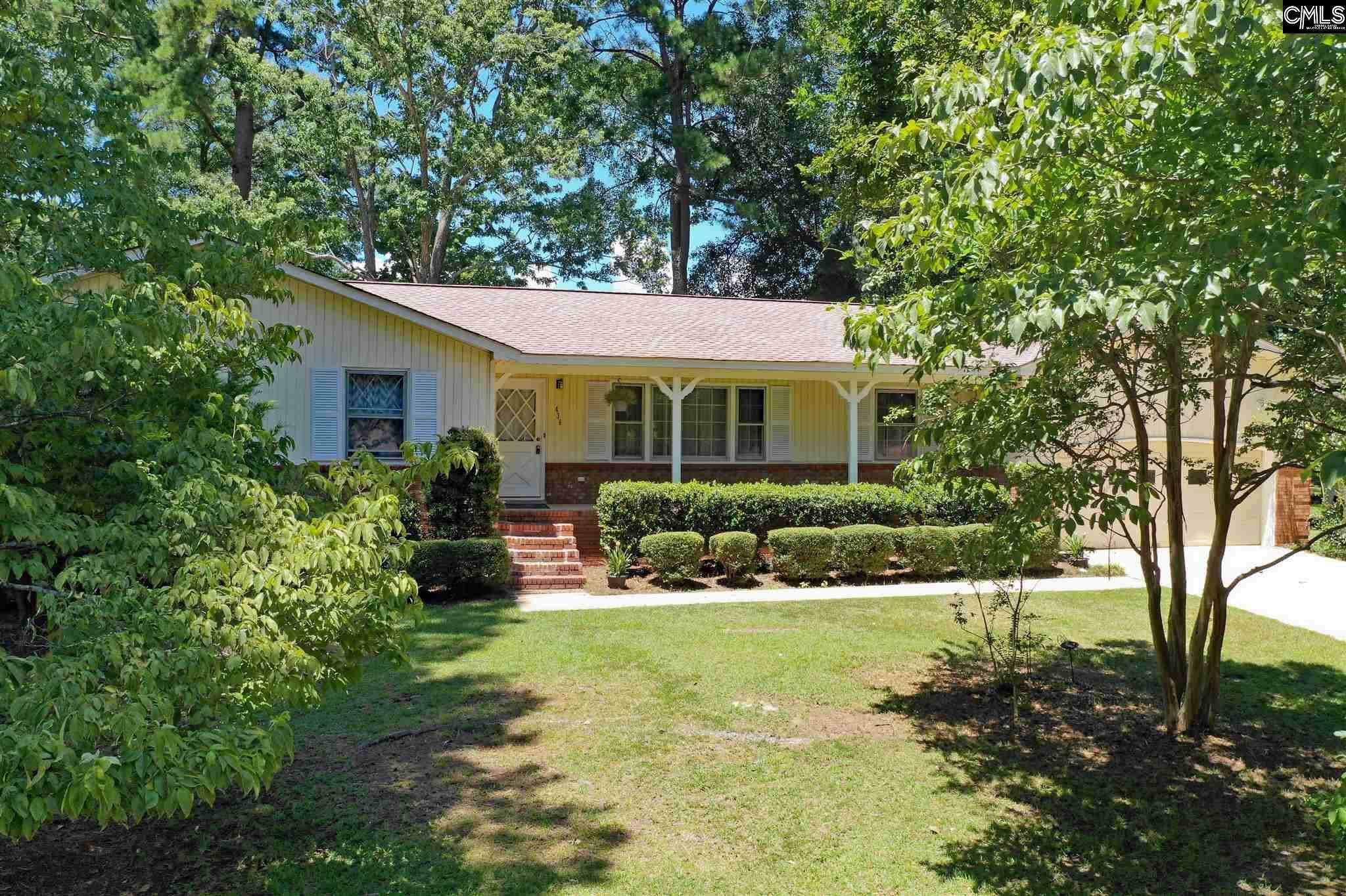 Property Photo:  436 Lockshire  SC 29212-3285 