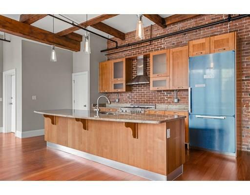 Property Photo:  126 N. Washington St. 3  MA 02114 