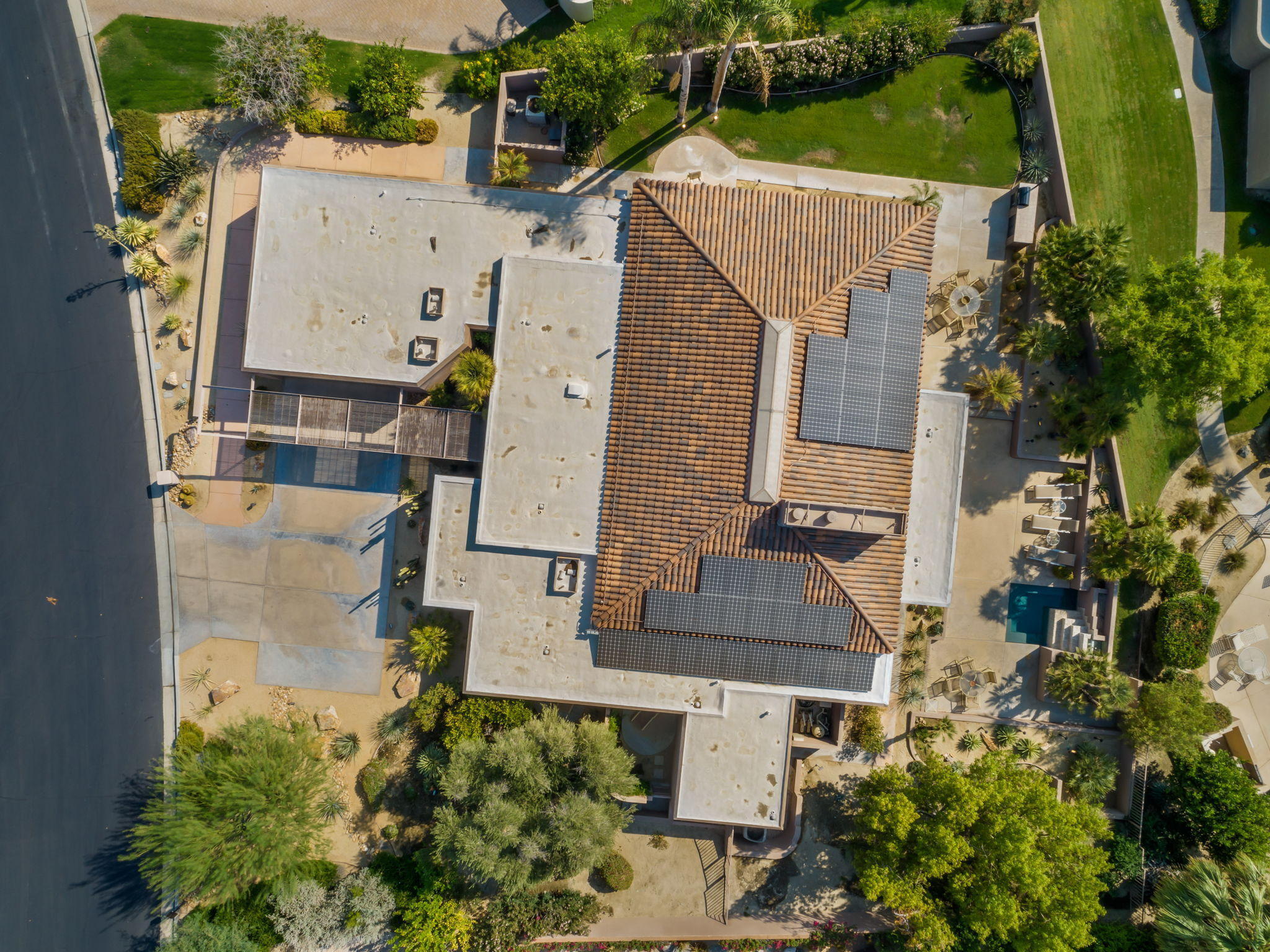 Property Photo: 73489 Mariposa Drive CA 92260