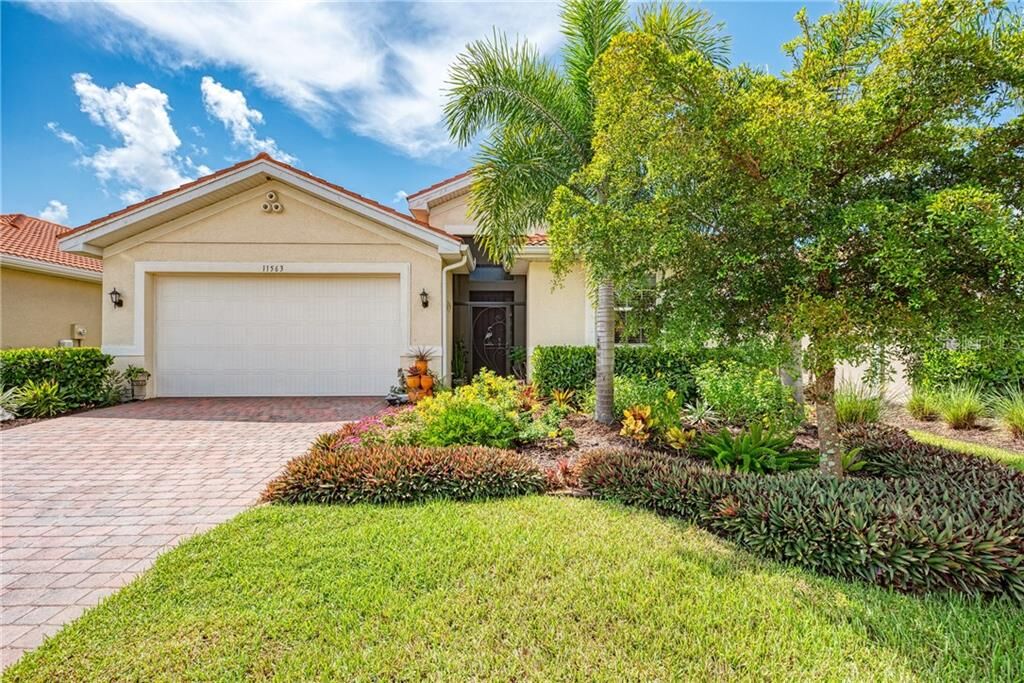 Property Photo:  11563 Blackfin Street  FL 34292 