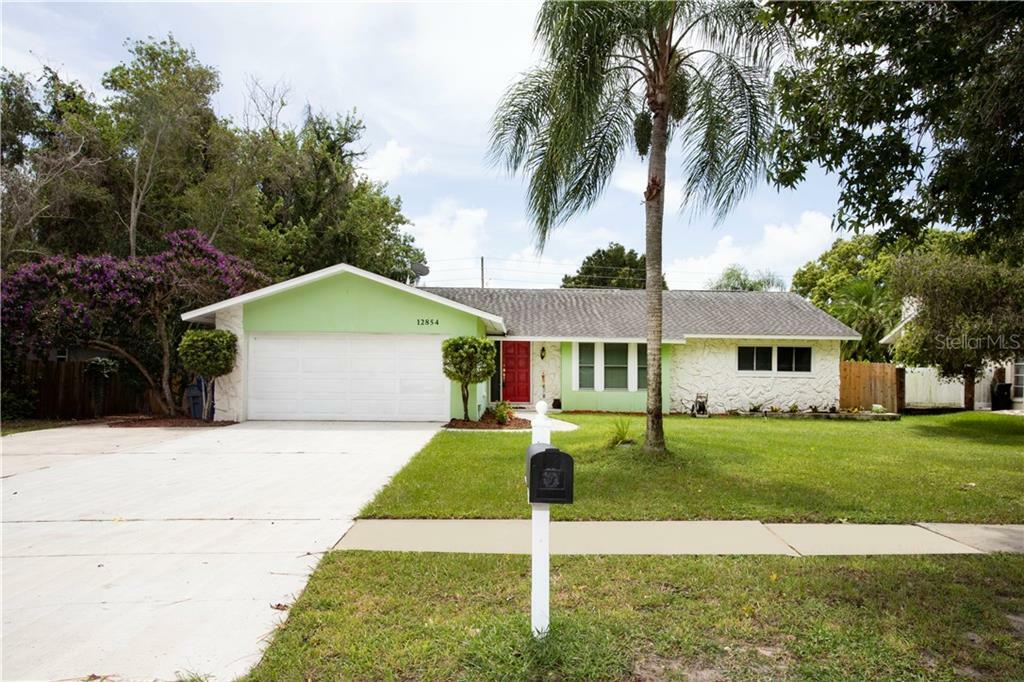 Property Photo:  12854 Lois Avenue  FL 33776 