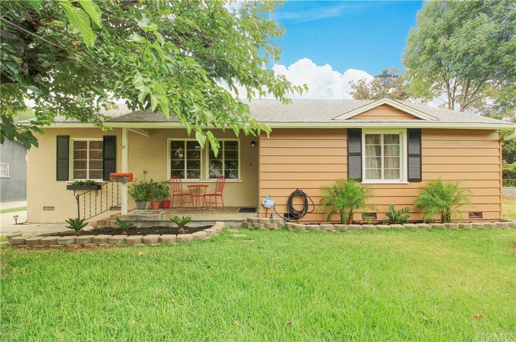 Property Photo:  5011 Granada Avenue  CA 92504 