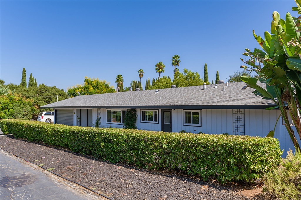 Property Photo: 111 Avocado Crst CA 92025