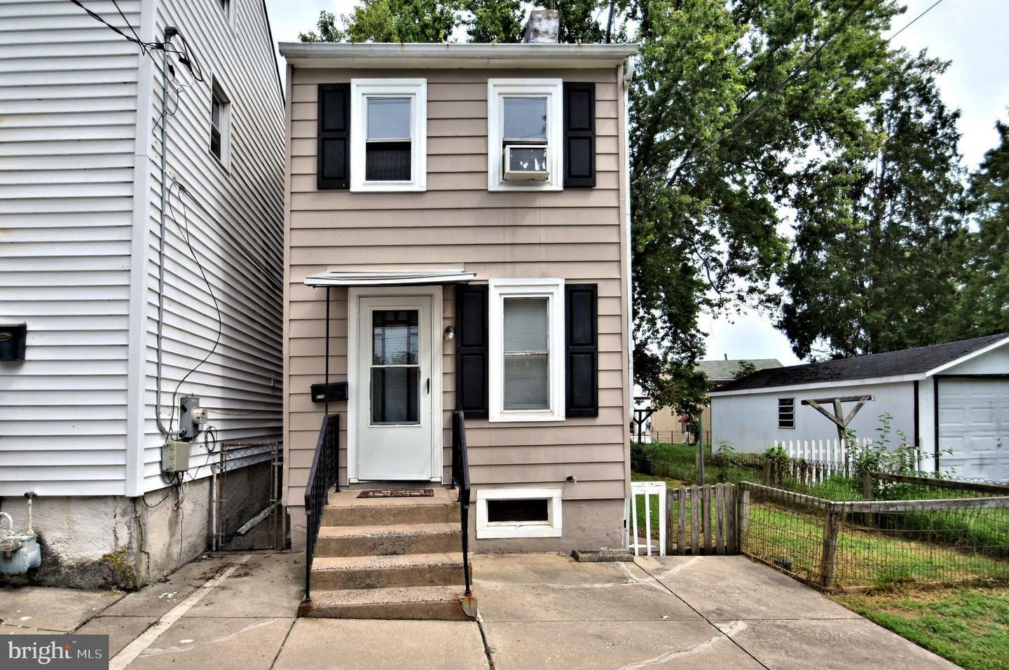 Property Photo:  213 Airy Street  PA 19460 