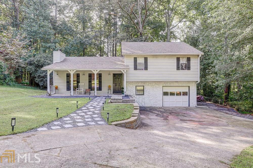 Property Photo:  3575 Creek Mill Dr  GA 30152 