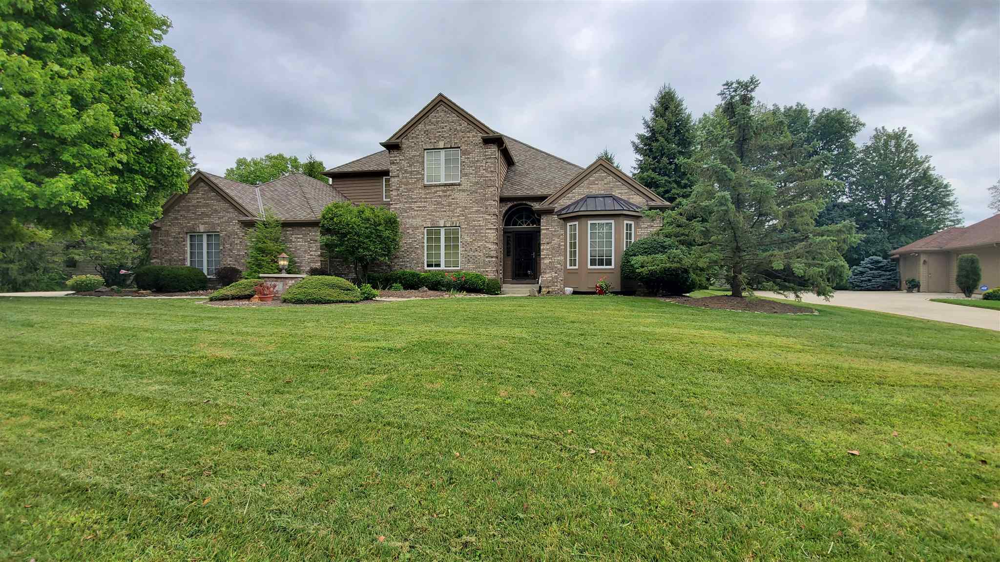 Property Photo:  1332 Latimer Court  IN 46825-7250 