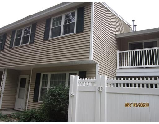 Property Photo:  931 Edgebrook Dr 931  MA 01505 