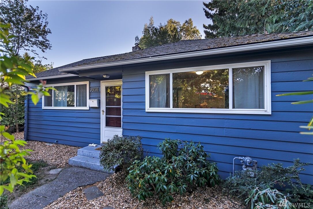 Property Photo:  9808  35th Avenue SW  WA 98126 