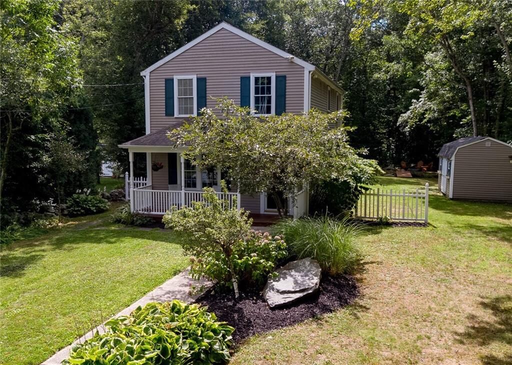 Property Photo: 92 Narrows Rd RI 02809