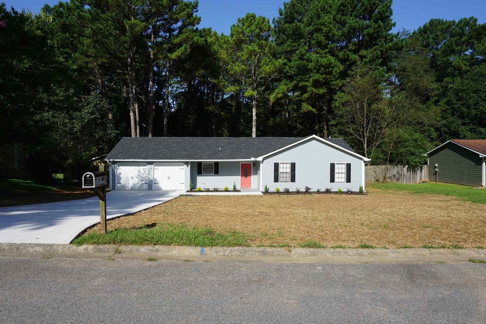 Property Photo:  8155 Sunnydale Ln  GA 30236 