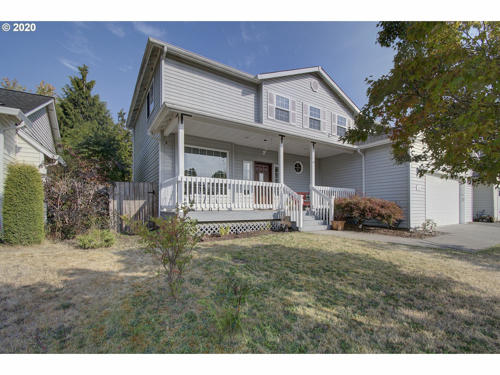 Property Photo: 516 Embassy Loop WA 98674