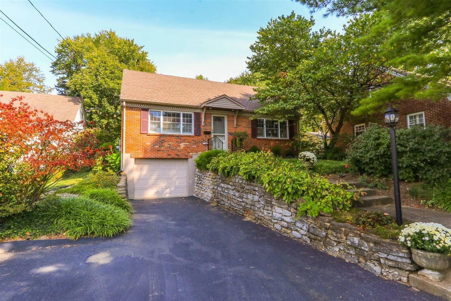 Property Photo: 7028 Hiawatha Ave OH 45227