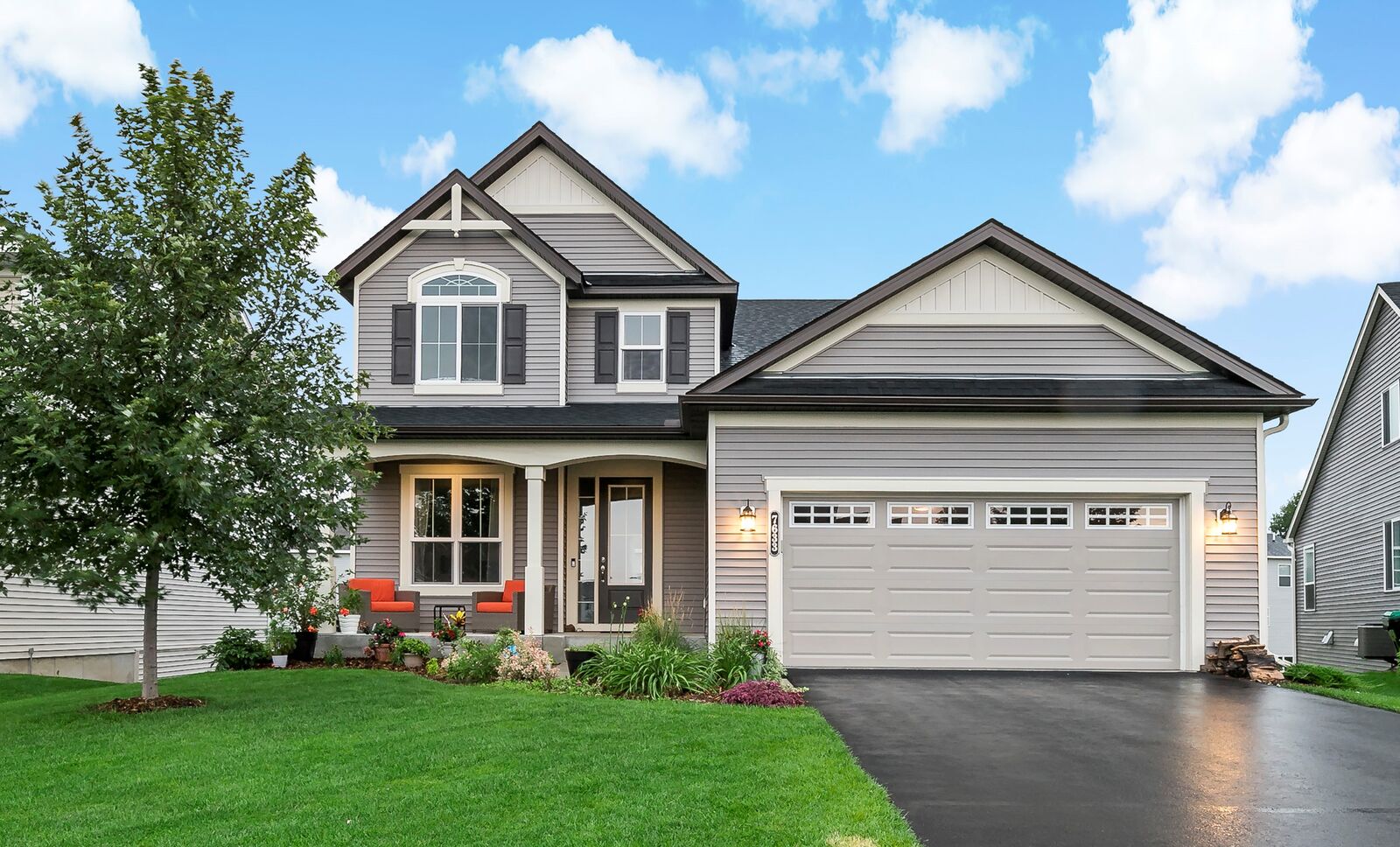 Property Photo: 7633 Palmgren Avenue NE MN 55330