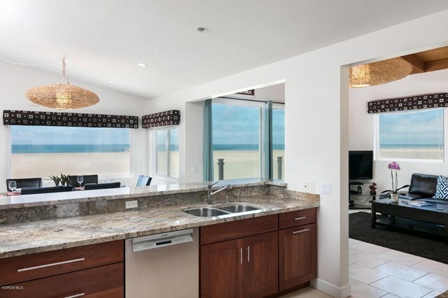 Property Photo:  3549 Ocean Drive  CA 93035 