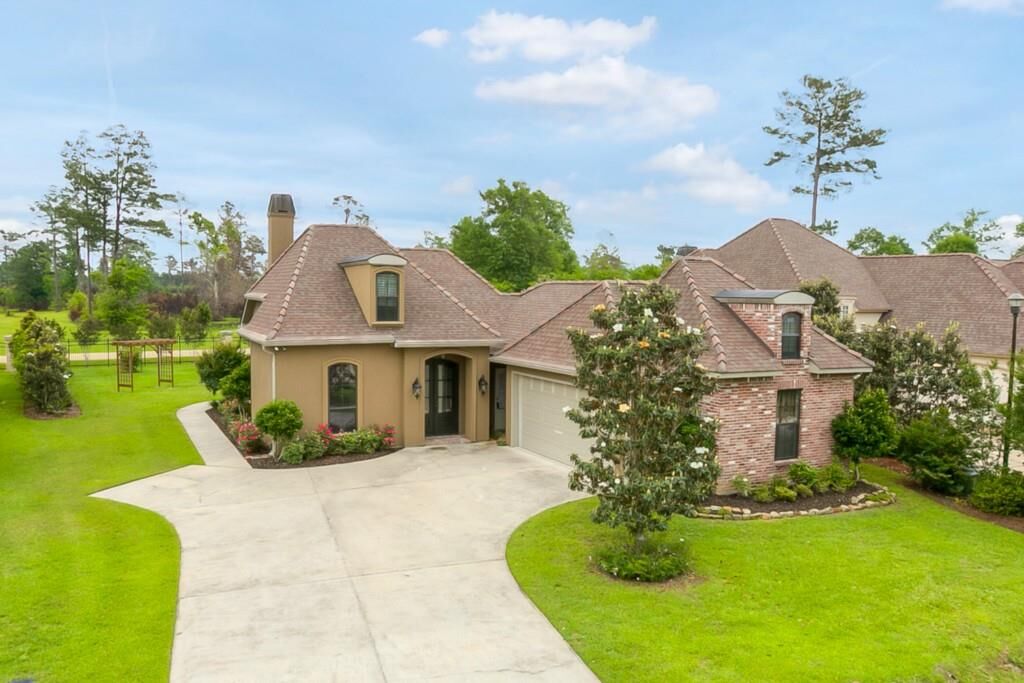 Property Photo: 228 High Street LA 70420