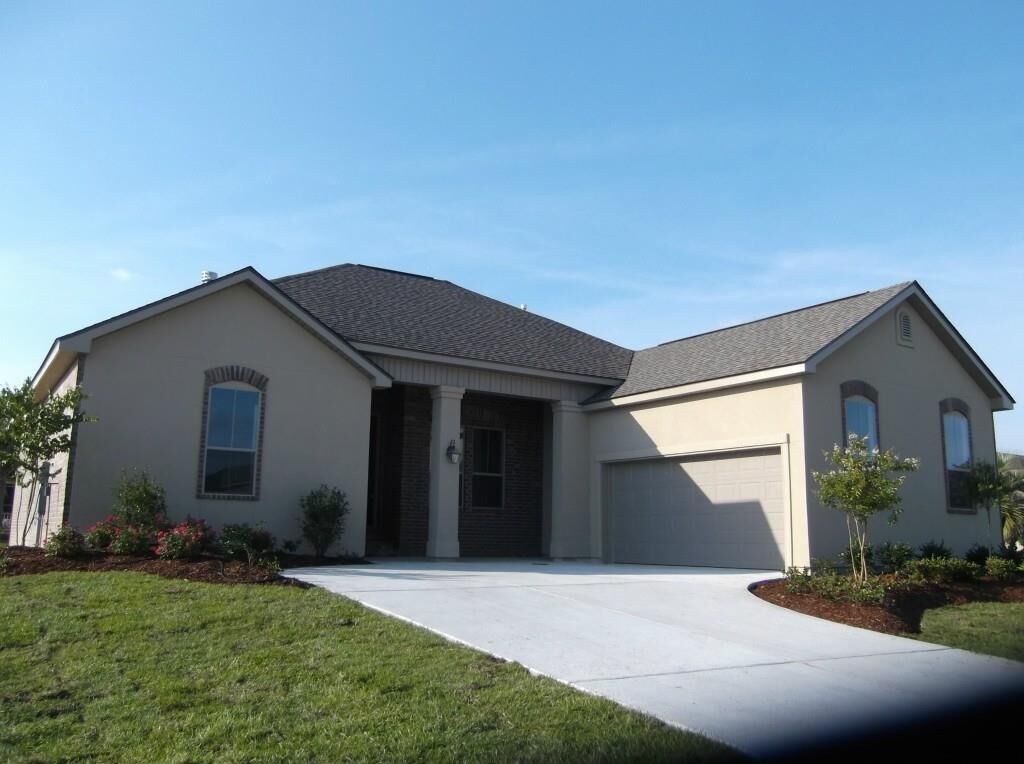 Property Photo:  1504 Regatta Cove  LA 70458 