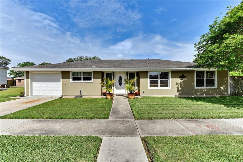 Property Photo: 3308 Blanchard Drive LA 70043