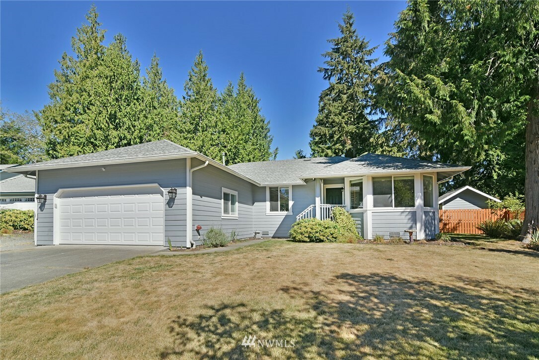 Property Photo:  31 Falcon Lane  WA 98365 