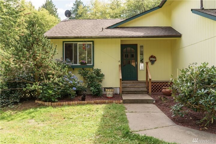 Property Photo: 19231 22nd Avenue NW WA 98292