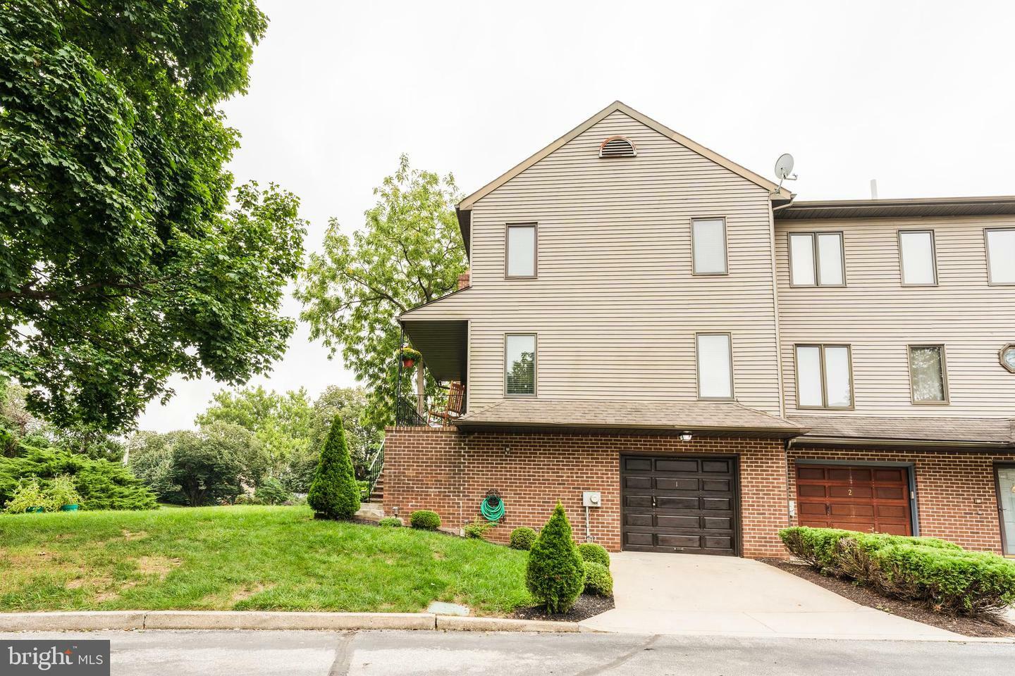 Property Photo:  8816 Ridge Avenue 1  PA 19128 