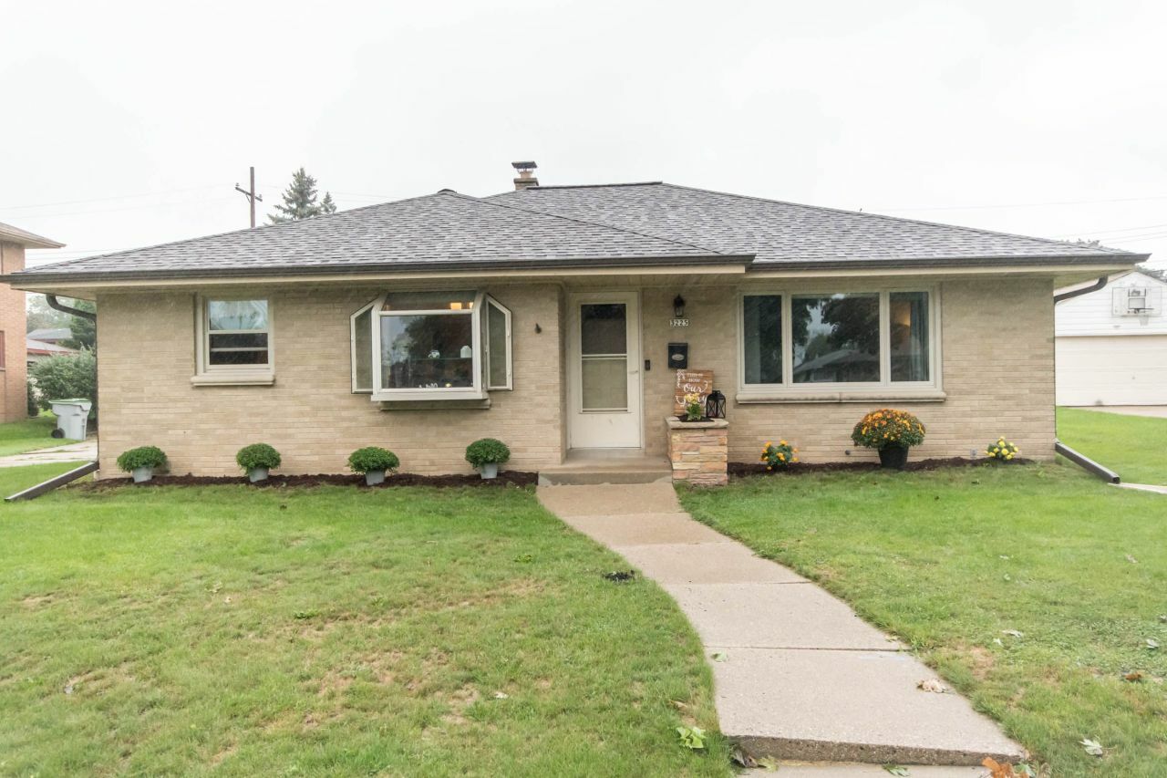 Property Photo:  3225 S 80th St  WI 53219 