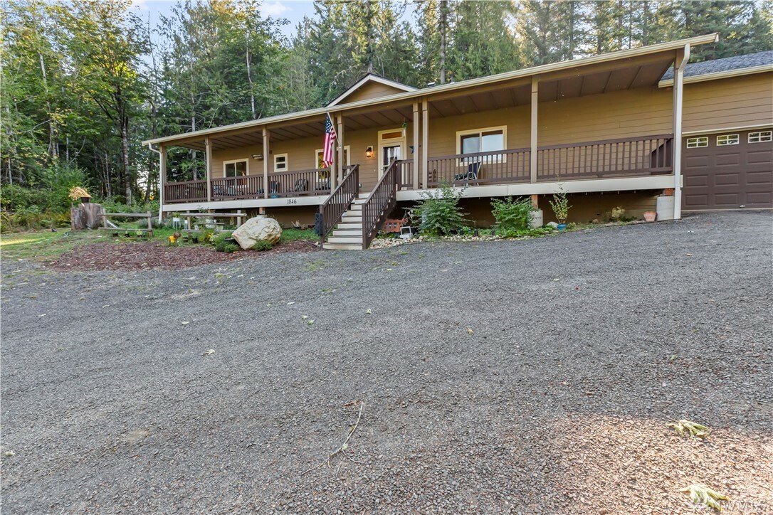 Property Photo:  1846 SW Emerald Hills Lane  WA 98367 