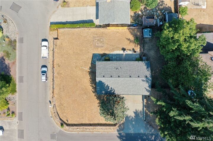 Property Photo:  3616  Jackpine Drive  WA 98310 