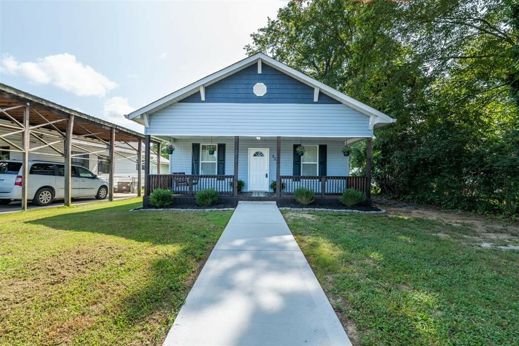 Property Photo:  523 Indiana Avenue  TN 37331 