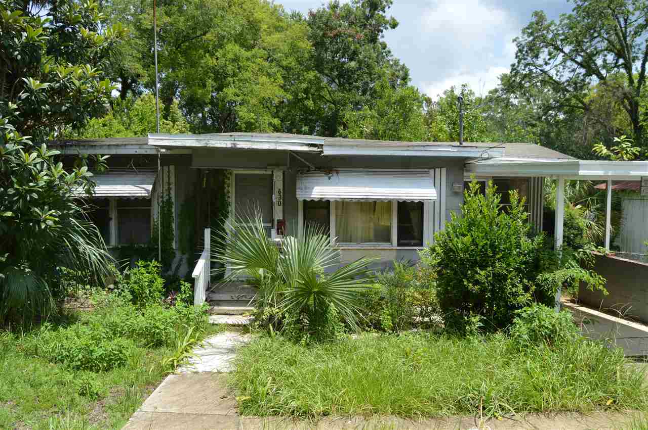 Property Photo:  630 Osceola Street  FL 32310 