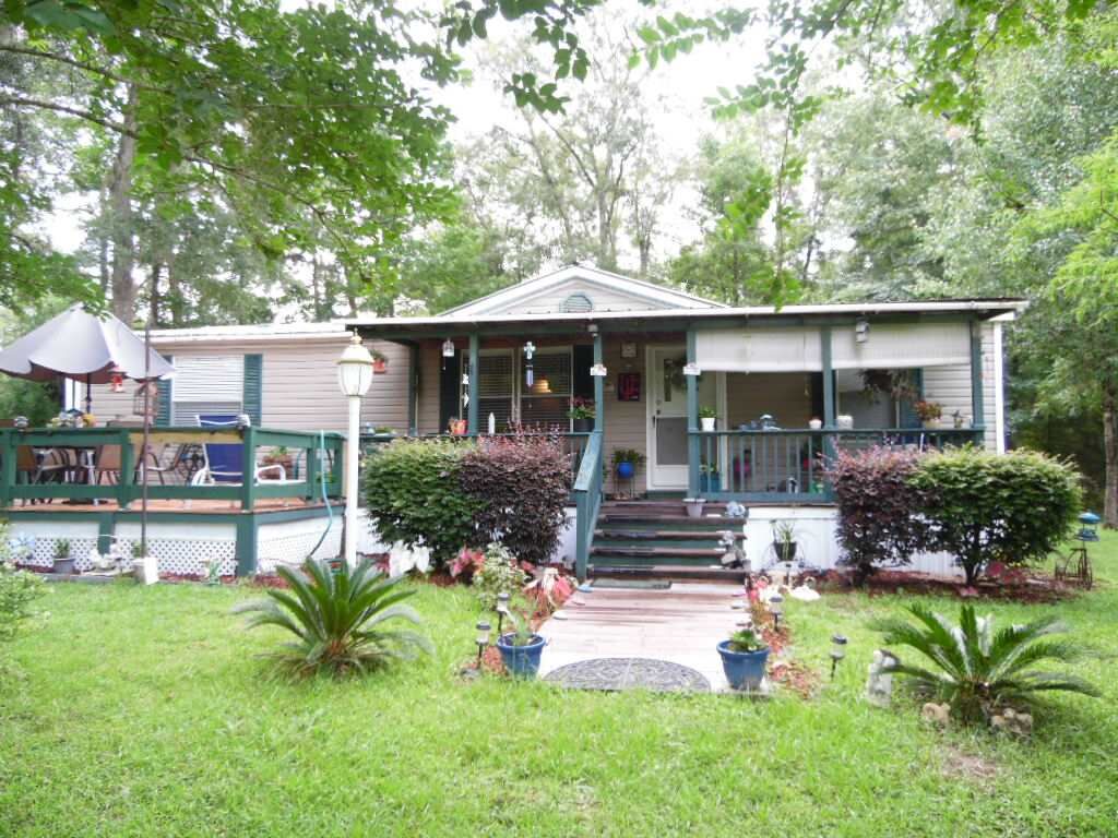 Property Photo:  745 Vista Road  FL 32344 