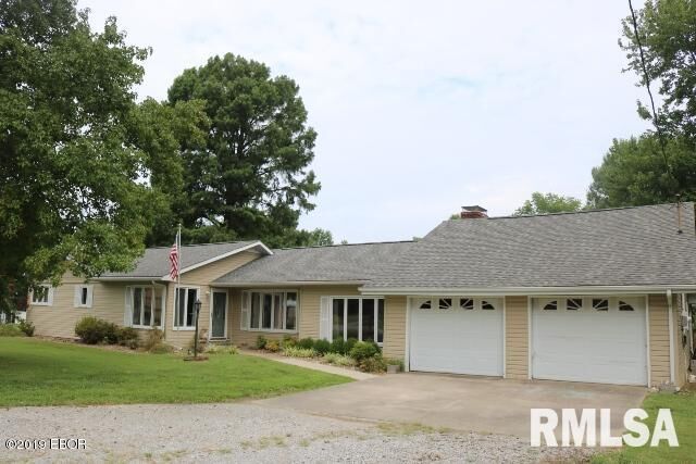 Property Photo: 5718 E Grand IL 62918