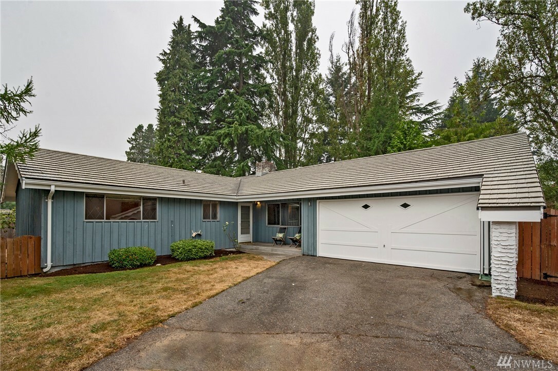 Property Photo:  13328 Corliss Ave N  WA 98133 