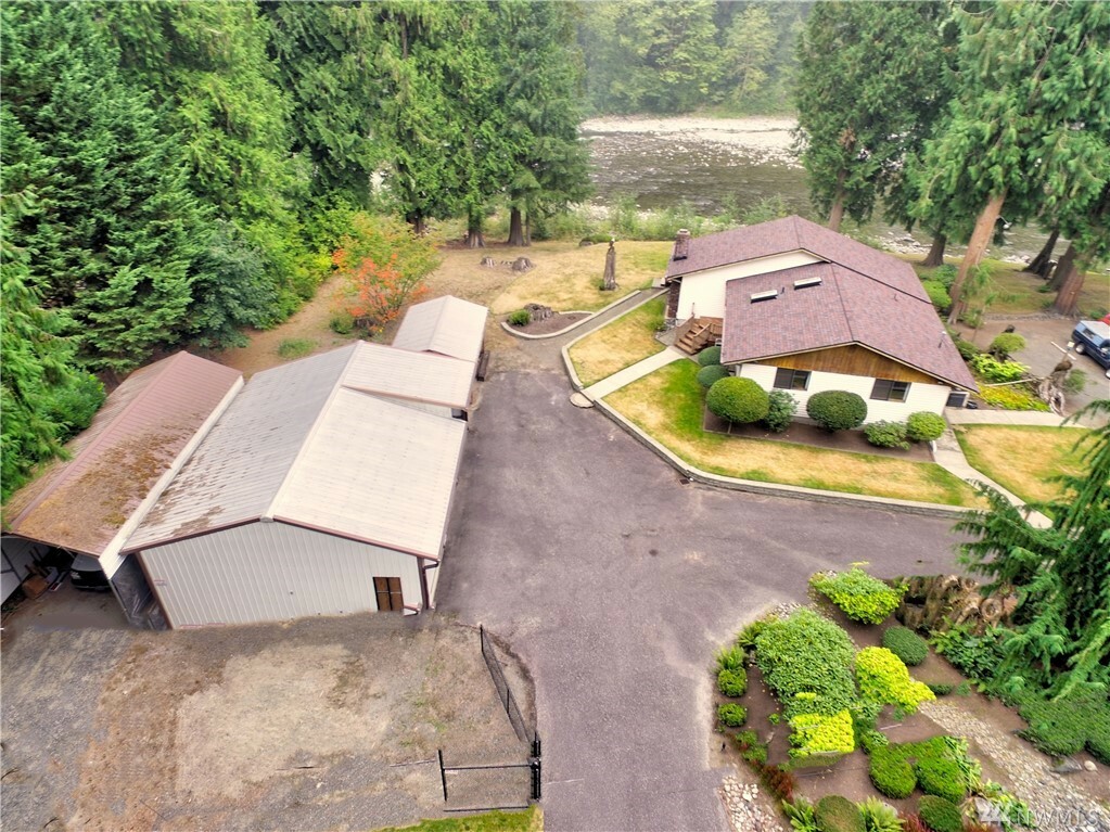 Property Photo:  11423 184th Dr NE  WA 98252 