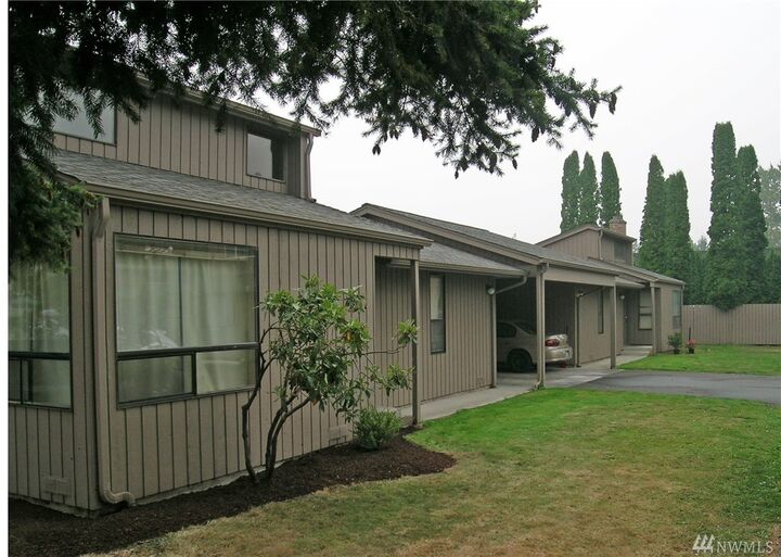 Property Photo: 2415 Yew St WA 98229