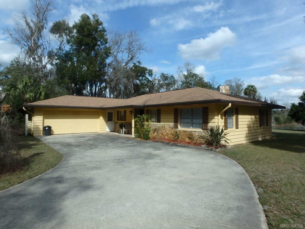 413 N Horse Prairie Road  Inverness FL 34450 photo