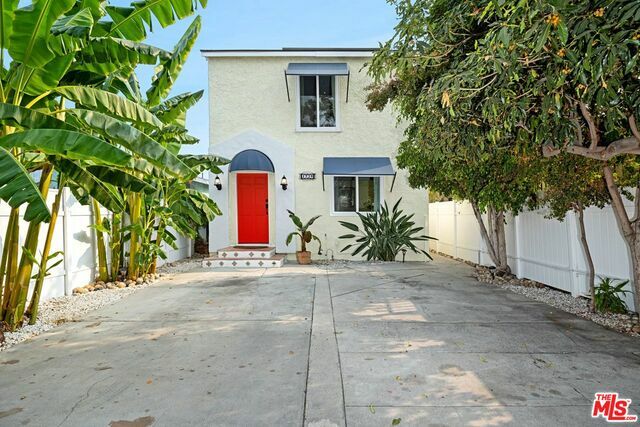 Property Photo: 1734 W 37th Dr CA 90018