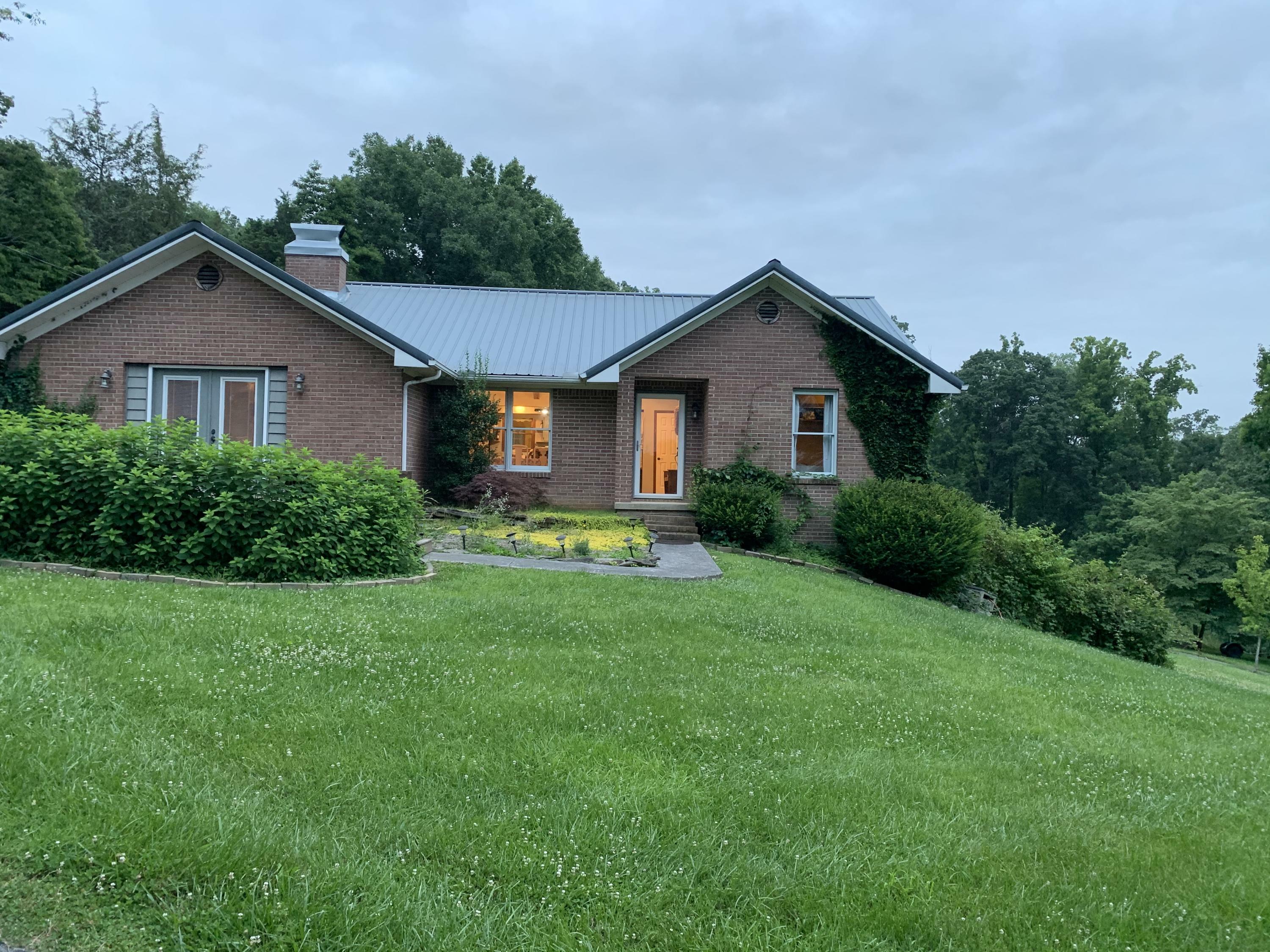 Property Photo:  960 Dogwood Heights Drive  TN 37879 