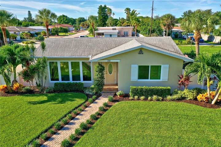 Property Photo:  281 44th Avenue  FL 33706 