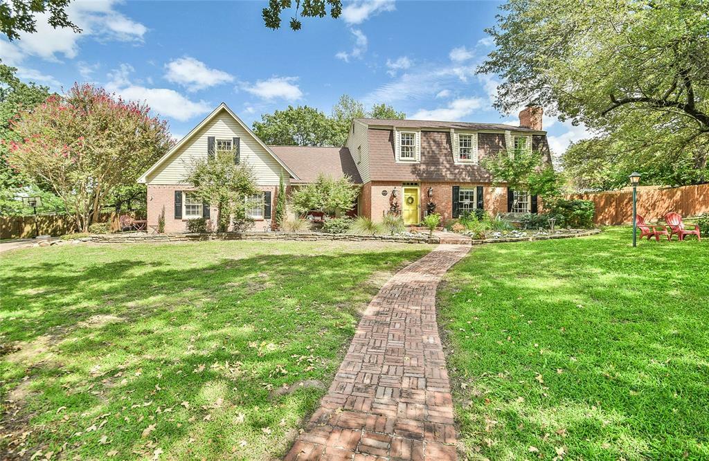 Property Photo:  2207 Lake Country Drive  TX 76087 