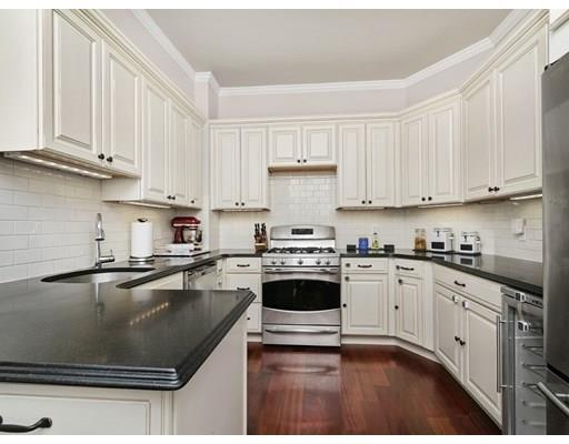 Property Photo: 211 Main St 2 MA 02129