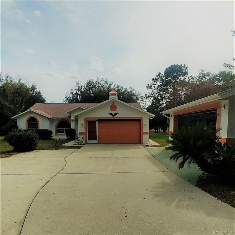 7430 E April Court  Floral City FL 34436 photo