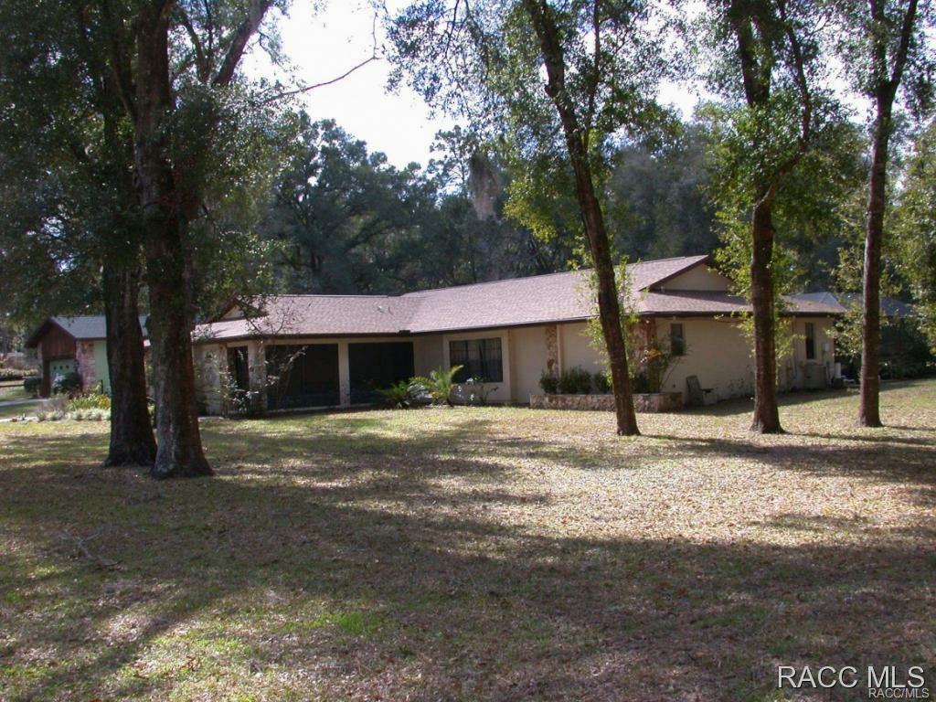 Property Photo:  805 Windy Avenue  FL 34450 